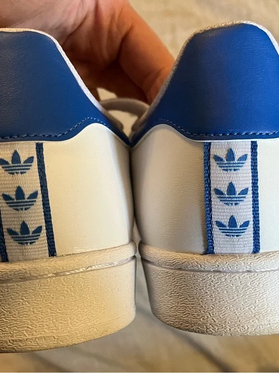 Adidas Superstar Men’s Athletic Shoes - Picture 3 of 5